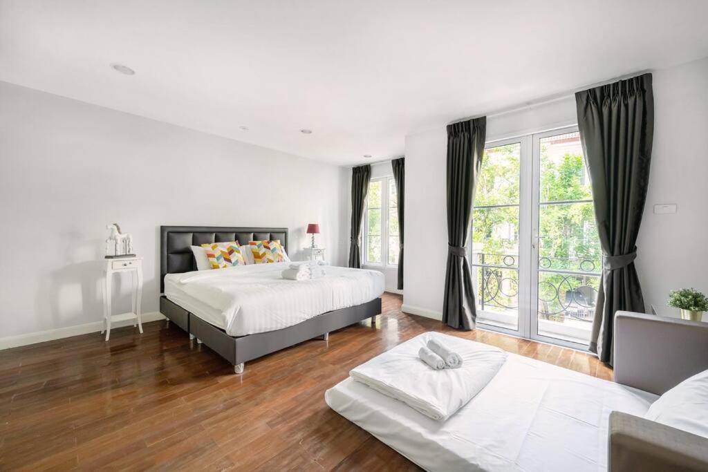 Miq_home901/asok Bts/resort Pool/12pax/1000mbwifi Vila Bangkok