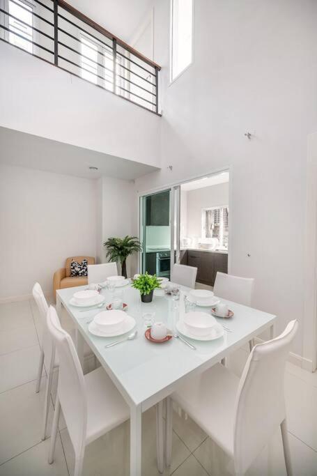 Vila Miq_home901/asok Bts/resort Pool/12pax/1000mbwifi *