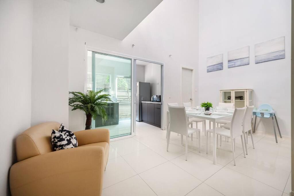 Vila Miq_home901/asok Bts/resort Pool/12pax/1000mbwifi *