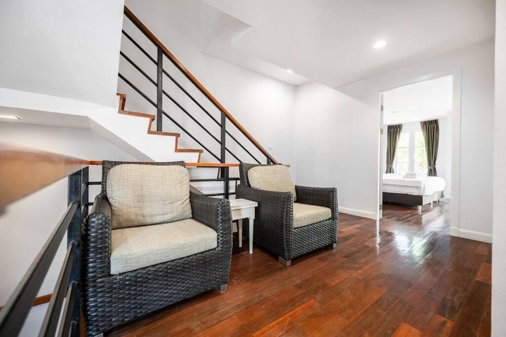 Vila Miq_home901/asok Bts/resort Pool/12pax/1000mbwifi